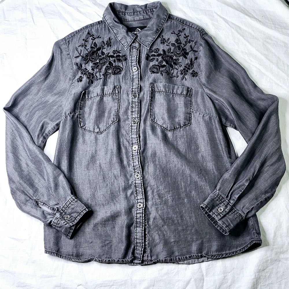 Jordache Embroidered Charcoal Jean Button Down Shirt, Women's Size M